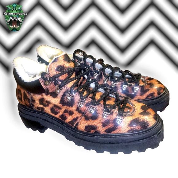 leopard Print Patent Leather Gothic Vibe Creeper Ankle Boots, Size 10B, Schutz - Picture 2 of 11